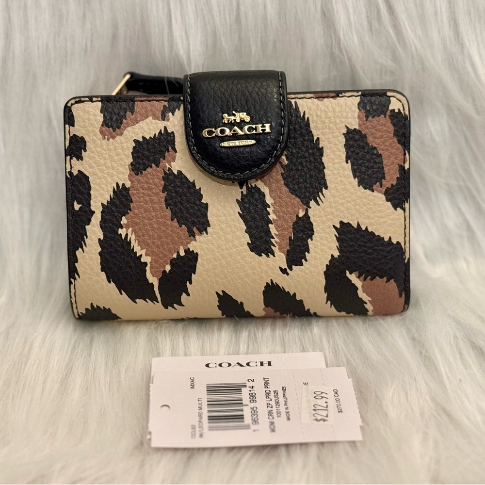 NWT COACH Medium Corner Zip Leather Wallet Gold/Leopard Multi CCL62